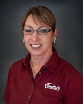 Staff member Liz McCartan from ID_be3ee1715aea