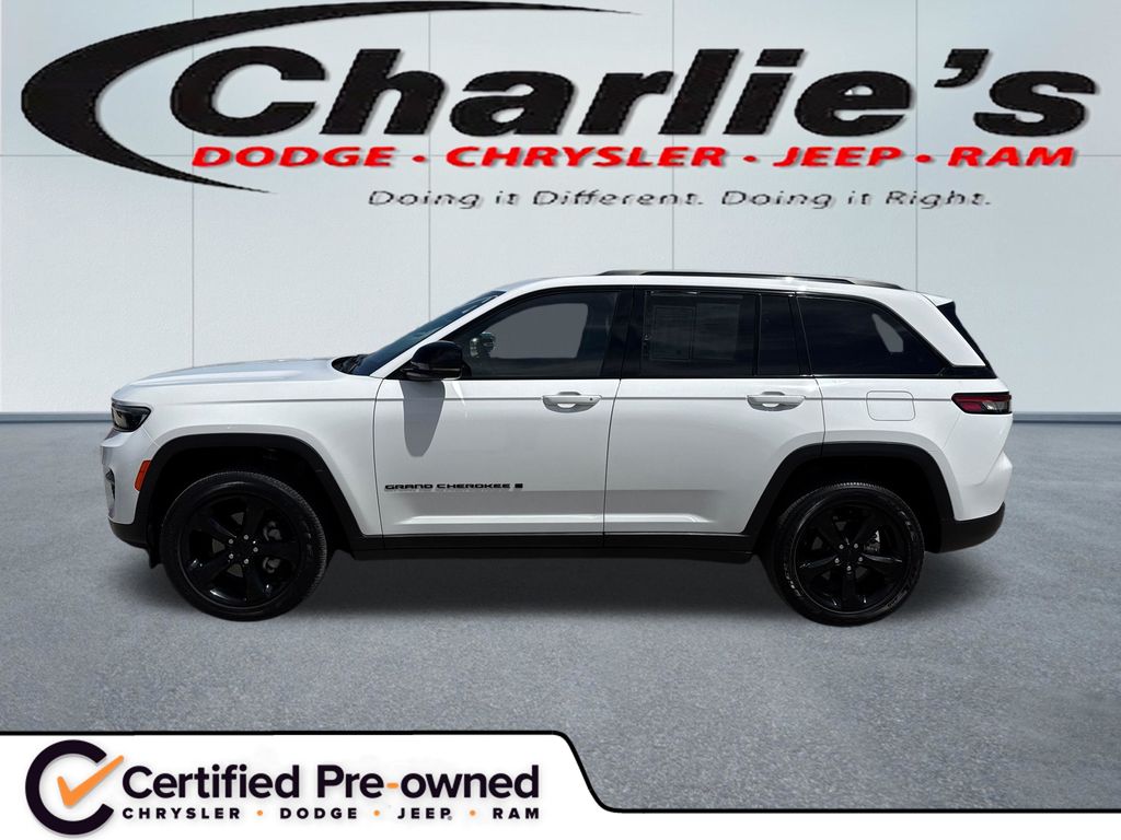 2023 Jeep Grand Cherokee SUV 