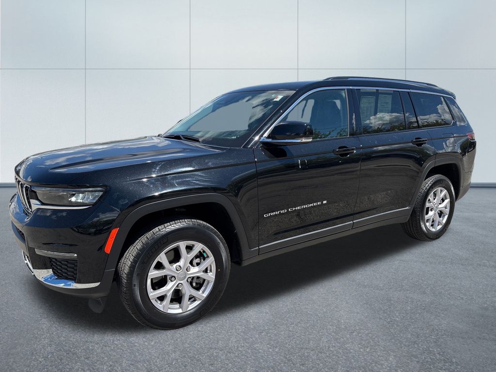 2022 Jeep Grand Cherokee Limited photo 2