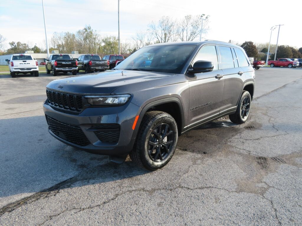 New 2025 Jeep Grand Cherokee ALTITUDE X 4X4 Sport Utility