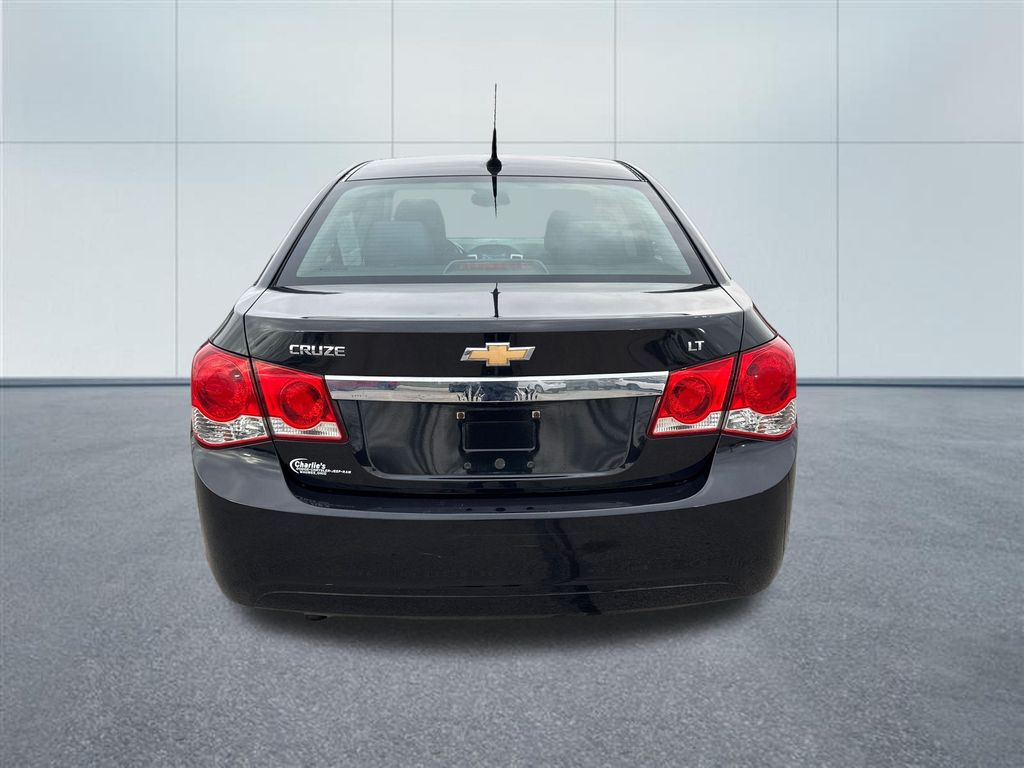 2014 Chevrolet Cruze photo 4