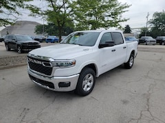 2025 Ram 1500 BIG HORN CREW CAB 4X4 5'7 BOX Pickup