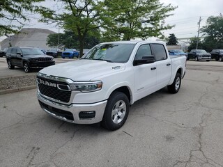 2025 Ram 1500 BIG HORN CREW CAB 4X4 5'7 BOX Pickup