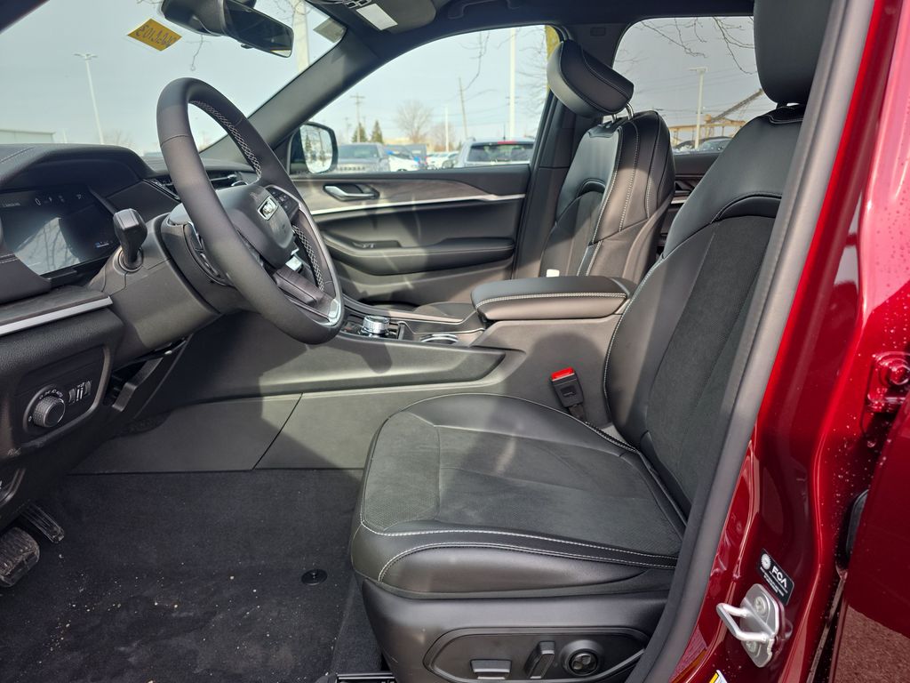 2026 Jeep Grand Cherokee Laredo - Photo 8