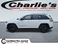 2023 Jeep Grand Cherokee Laredo SUV