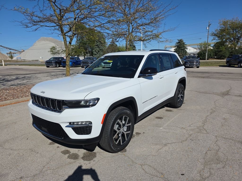 New 2025 Jeep Grand Cherokee LIMITED 4X4 Sport Utility