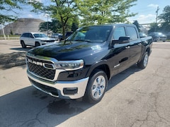2025 Ram 1500 BIG HORN CREW CAB 4X4 5'7 BOX Pickup