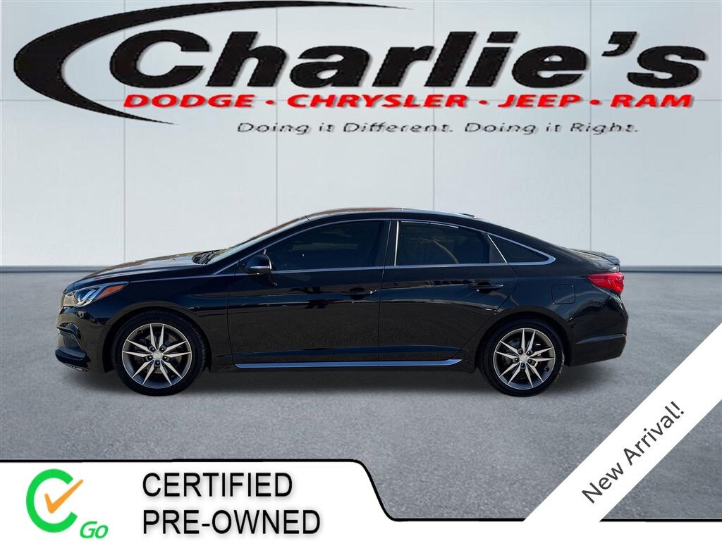 Certified 2017 Hyundai Sonata Sport 2.0T w/Black Sedan