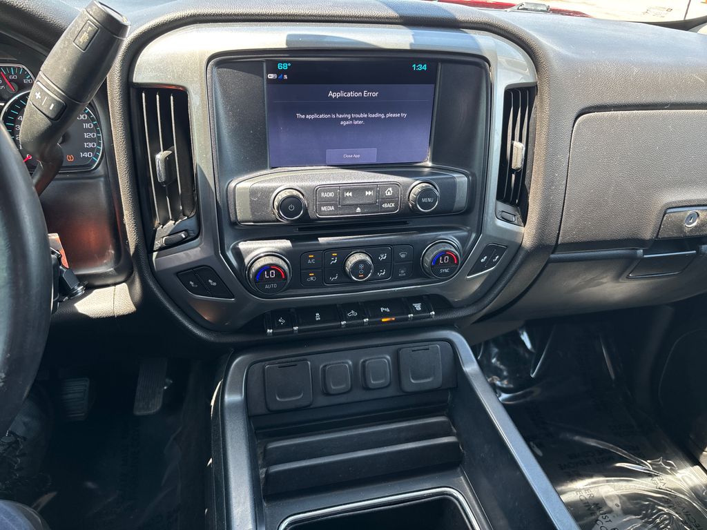 2018 Chevrolet Silverado 2500HD LT - Photo 17
