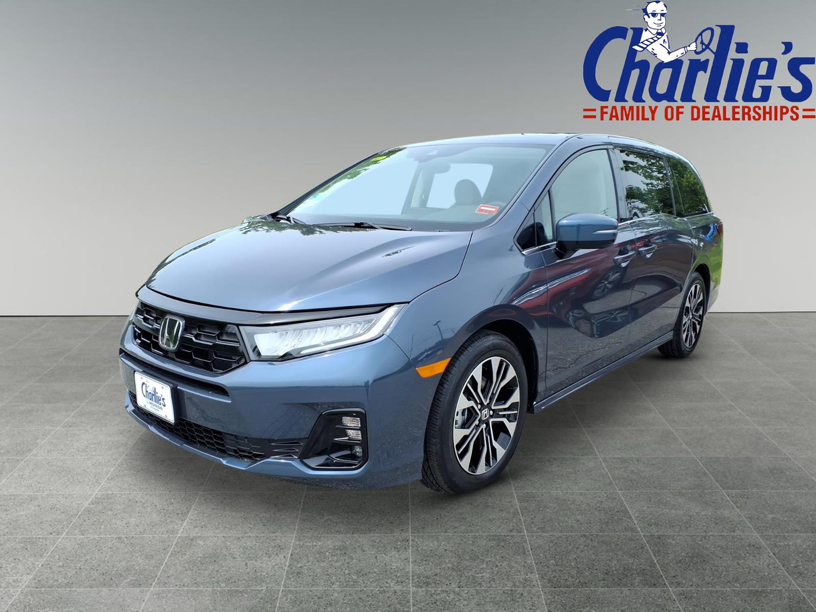 2026 Honda Odyssey Elite's photo