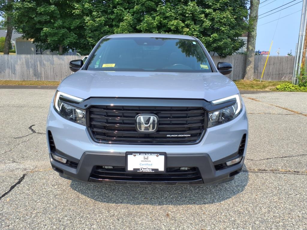 2022 Honda Ridgeline Black Edition photo 2