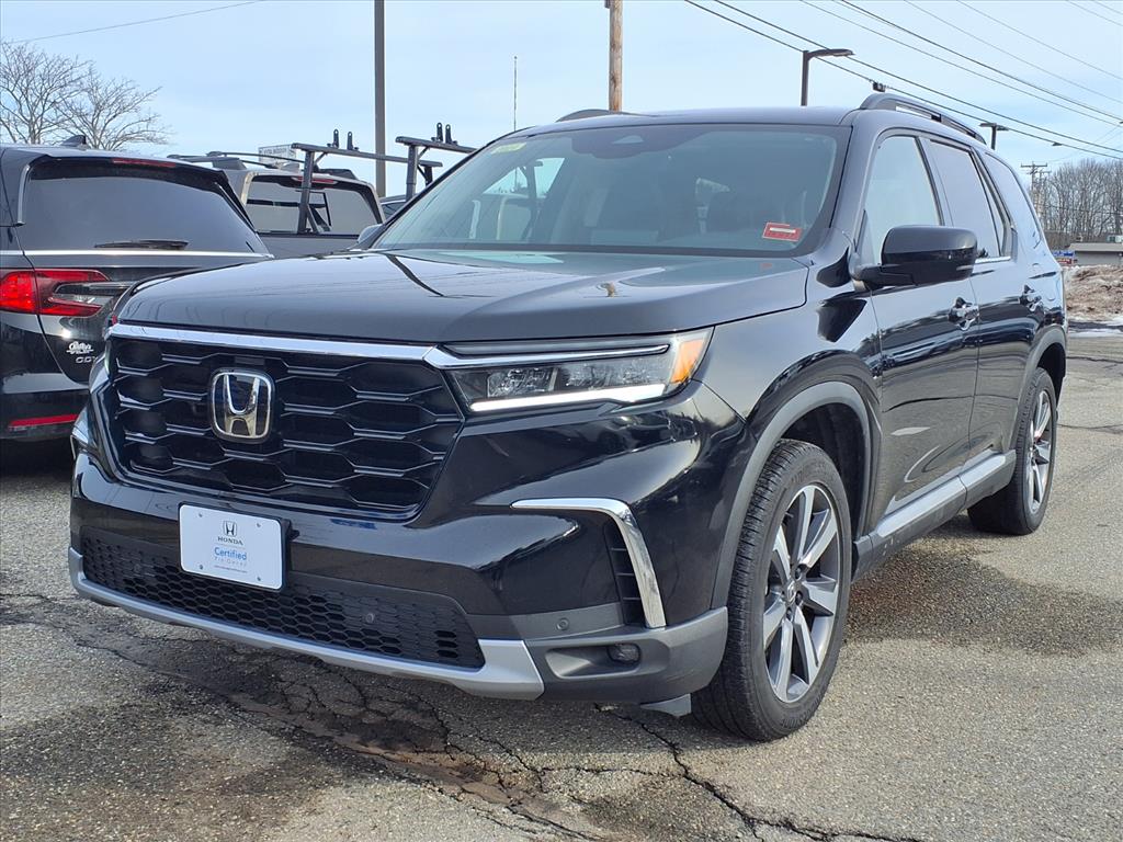 2024 Honda Pilot Touring's photo