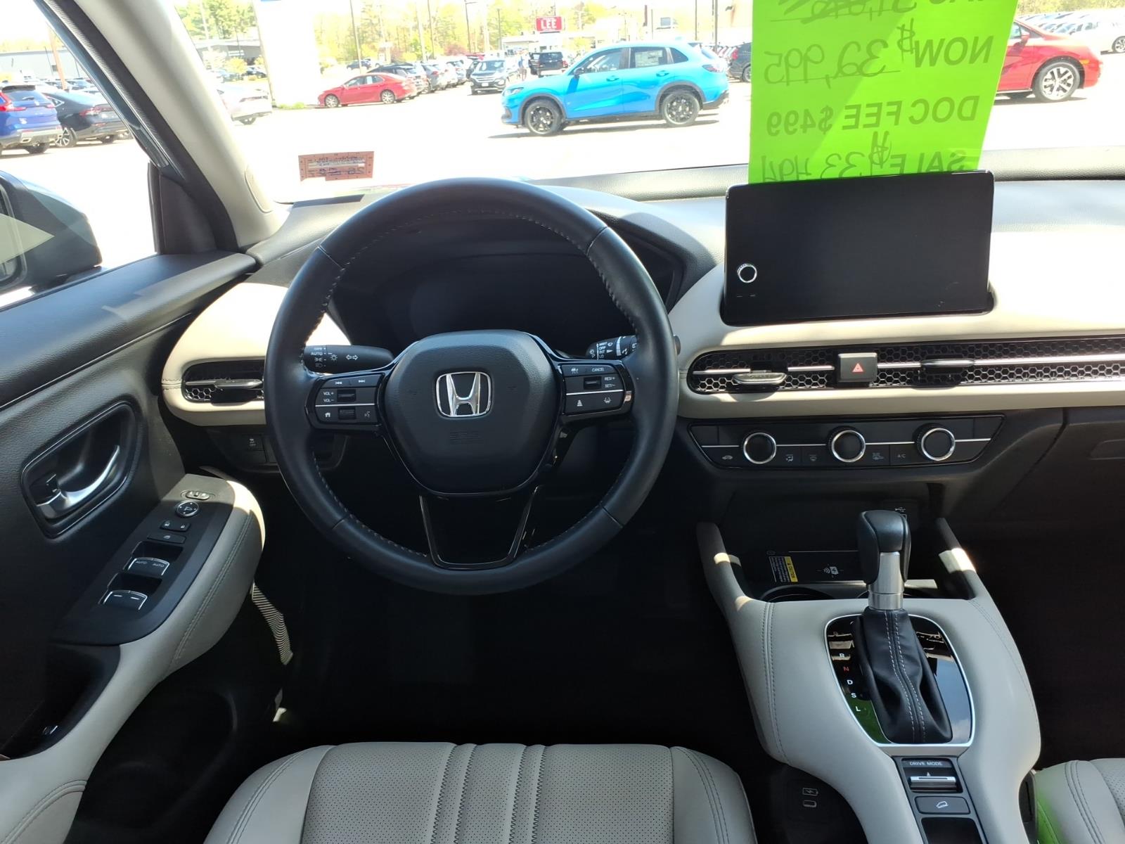 2025 Honda HR-V EX-L - Photo 9