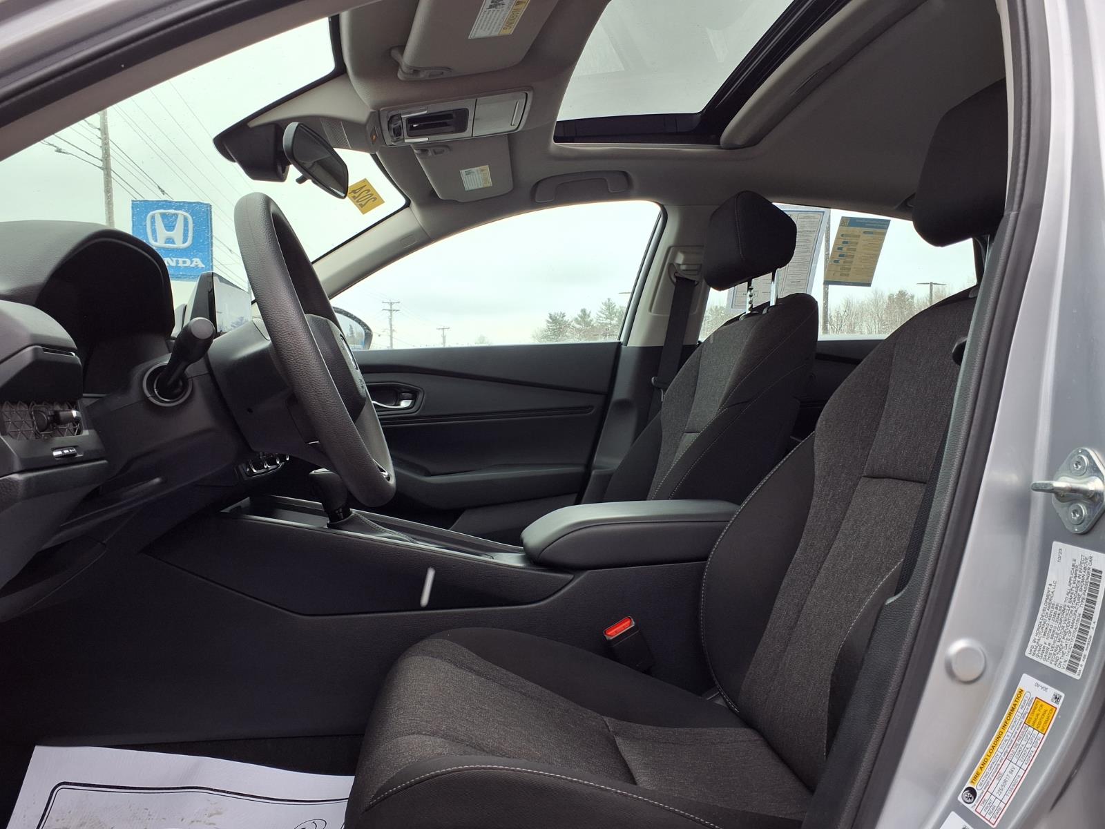 2024 Honda Accord EX - Photo 6