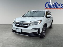 2022 Honda Pilot Touring 7 Passenger SUV 9 speed automatic