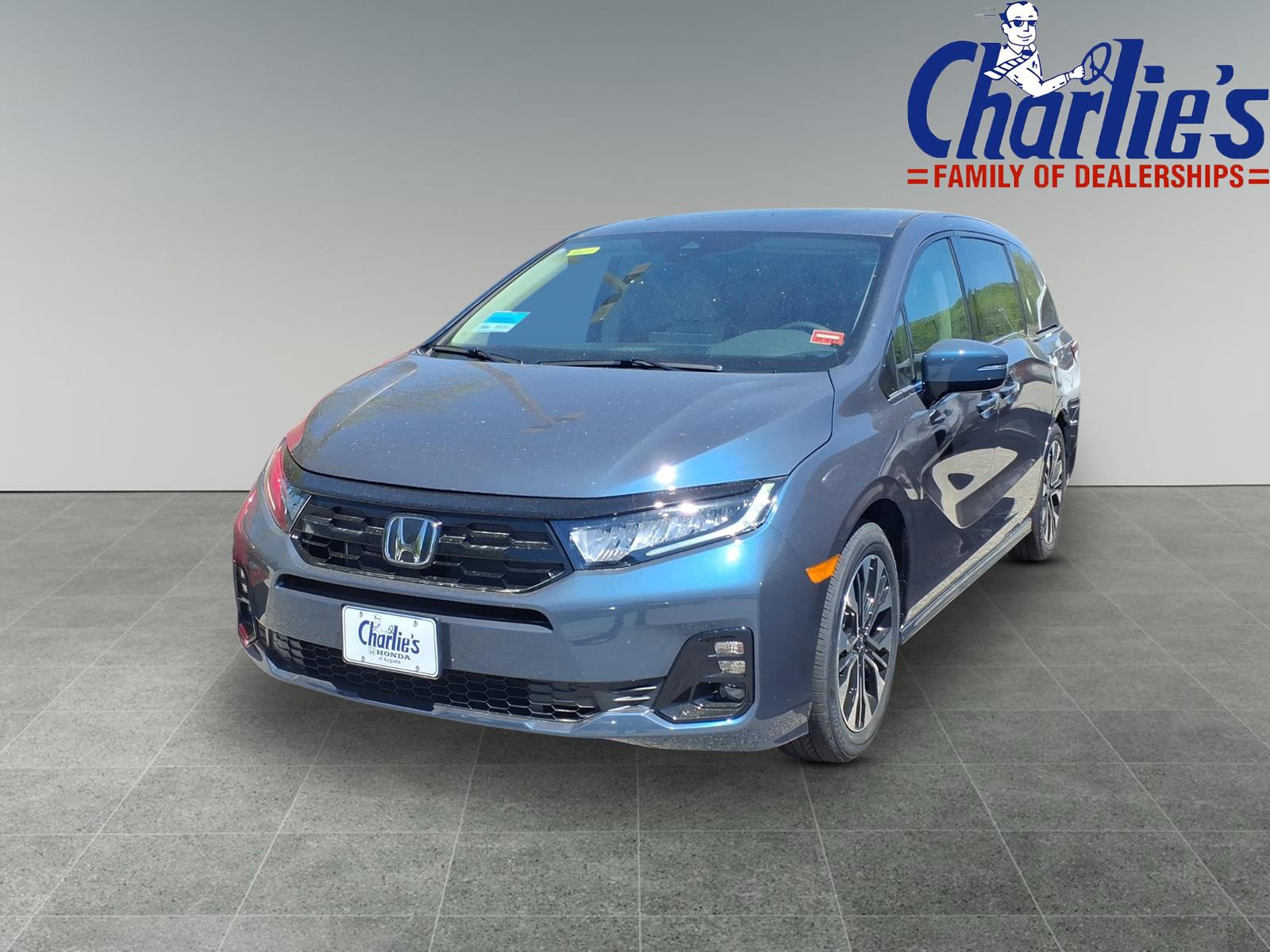 2026 Honda Odyssey Elite's photo