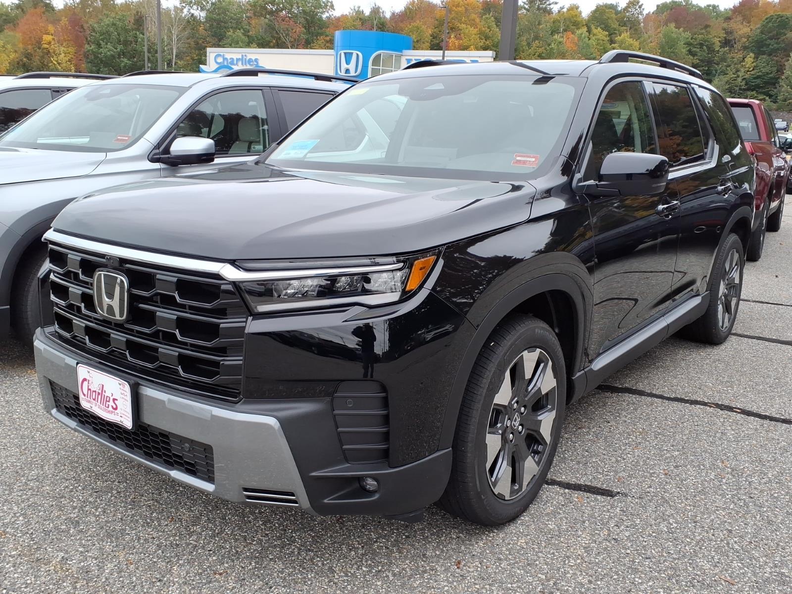 Crystal Black Pearl 2026 Honda Pilot SUV / Crossover All-Wheel Drive Automatic