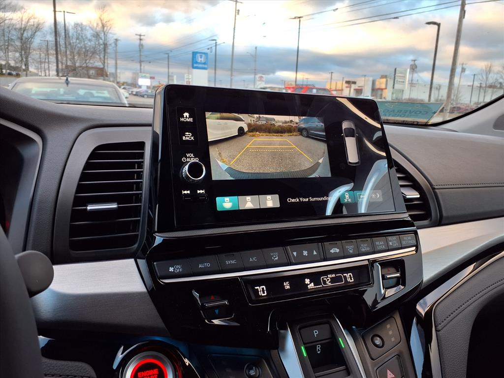 2026 Honda Odyssey Touring - Photo 11