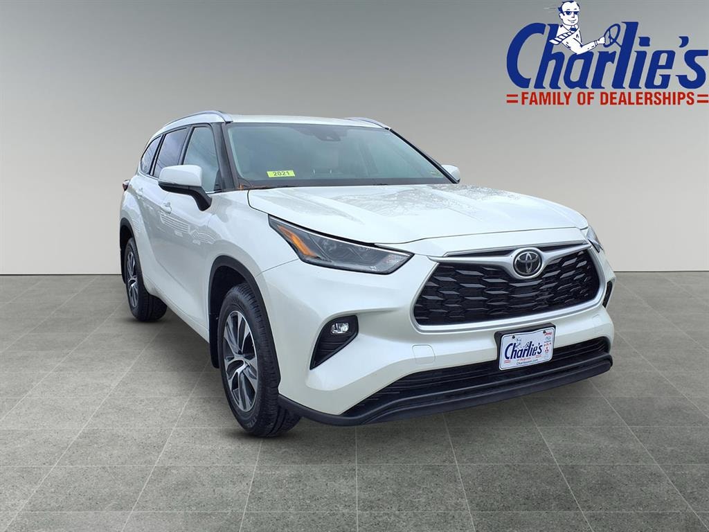 Used 2021 Toyota Highlander XLE AWD XLE SUV