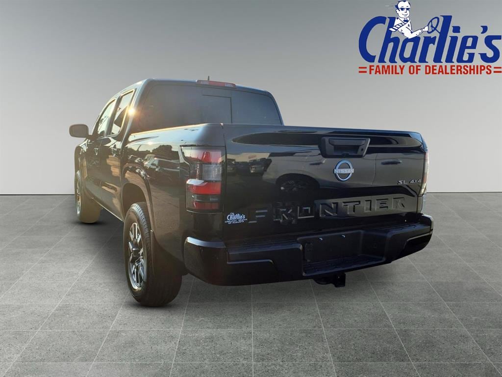 Certified 2024 Nissan Frontier SL 4x4 SL Crew Cab 5 ft. SB
