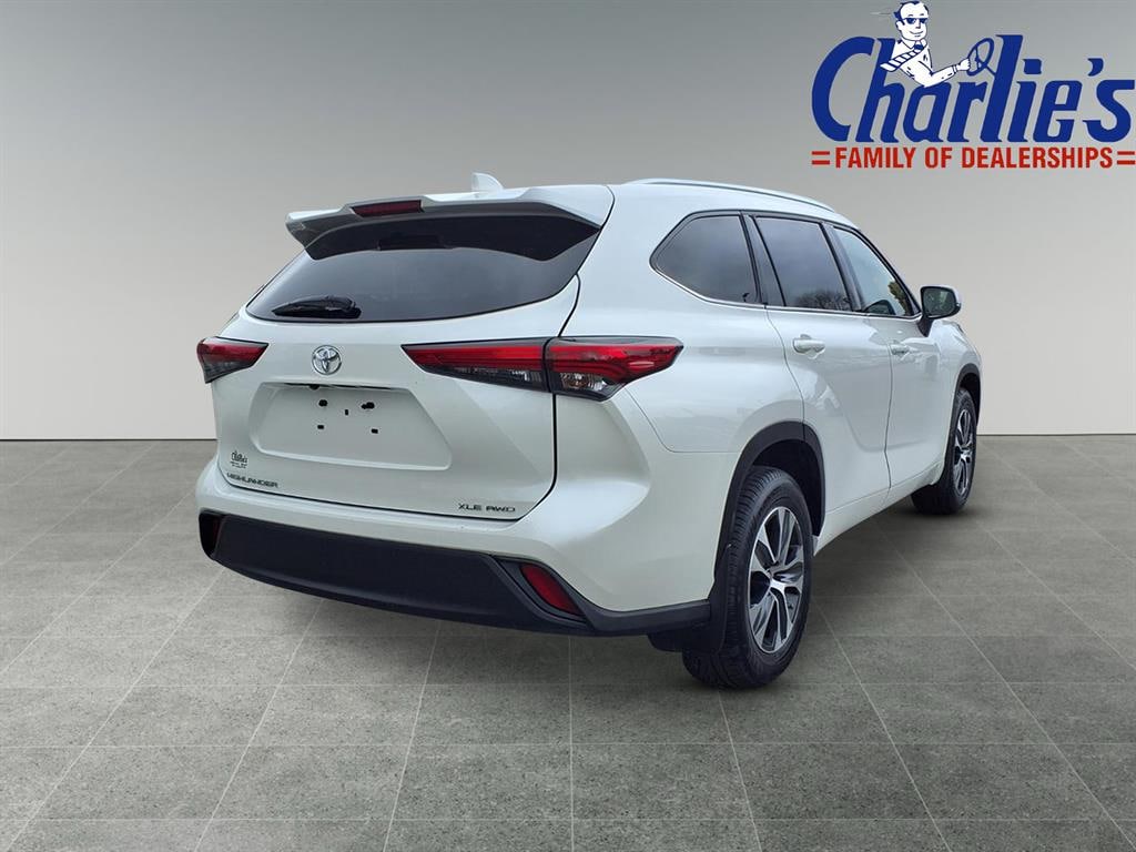 Used 2021 Toyota Highlander XLE AWD XLE SUV