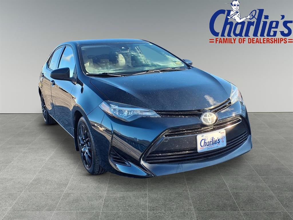 Used 2017 Toyota Corolla SE SE Sedan CVT