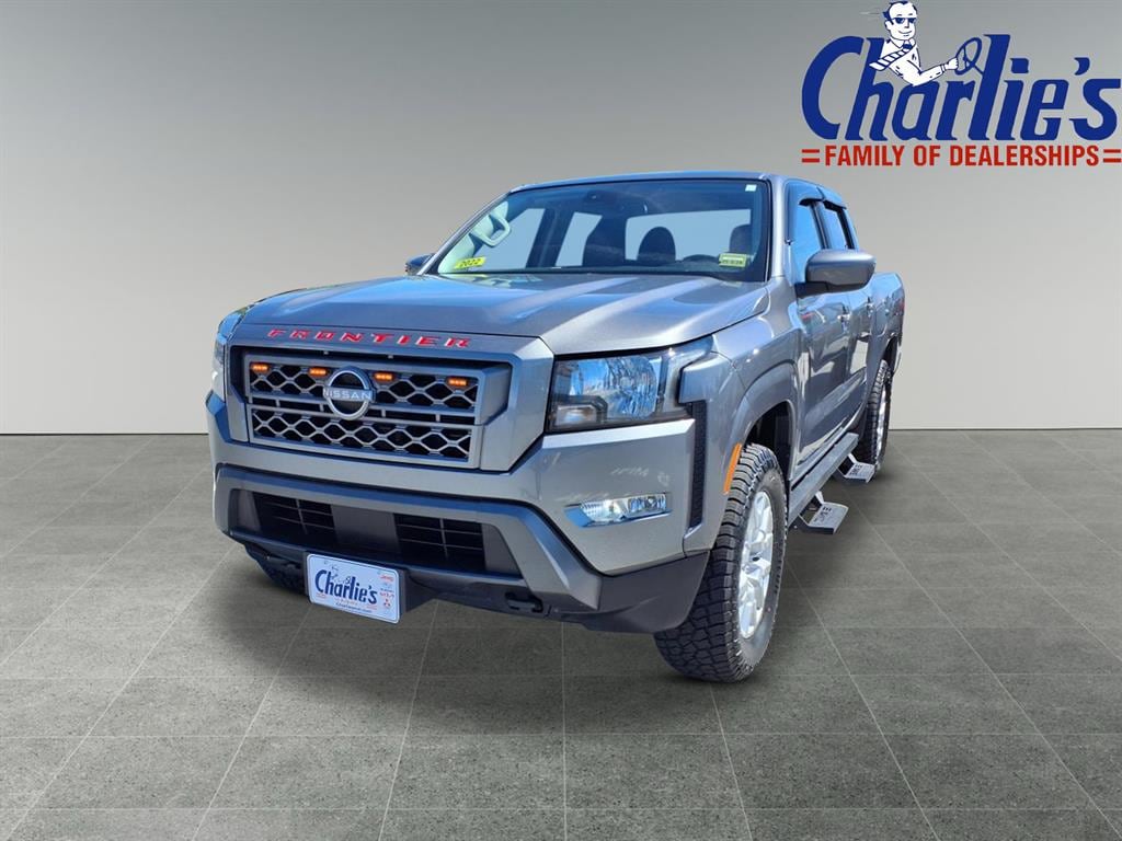 Used 2022 Nissan Frontier SV 4x4 SV Crew Cab 5 ft. SB