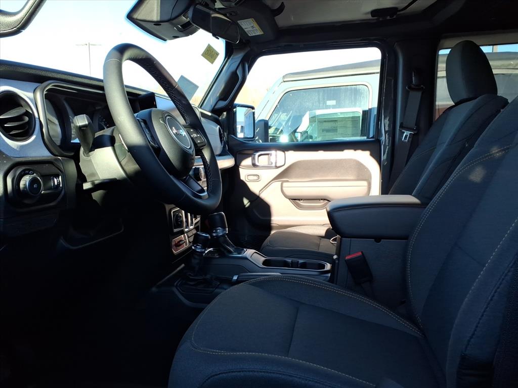 2026 Jeep Wrangler 2-Door Willys - Photo 6
