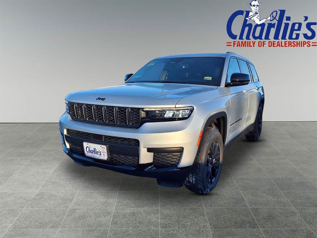 2025 Jeep Grand Cherokee L Altitude's photo