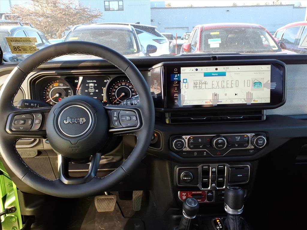 2025 Jeep Wrangler 4-Door Willys - Photo 8