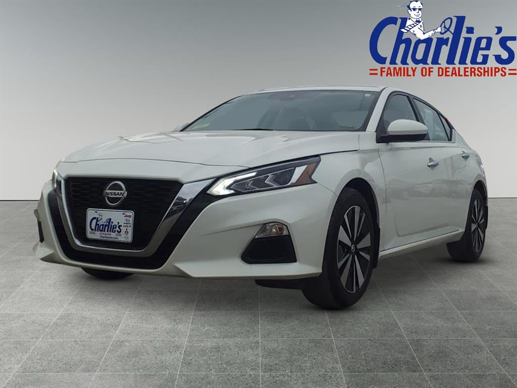 Used 2022 Nissan Altima 2.5 SV AWD 2.5 SV Sedan