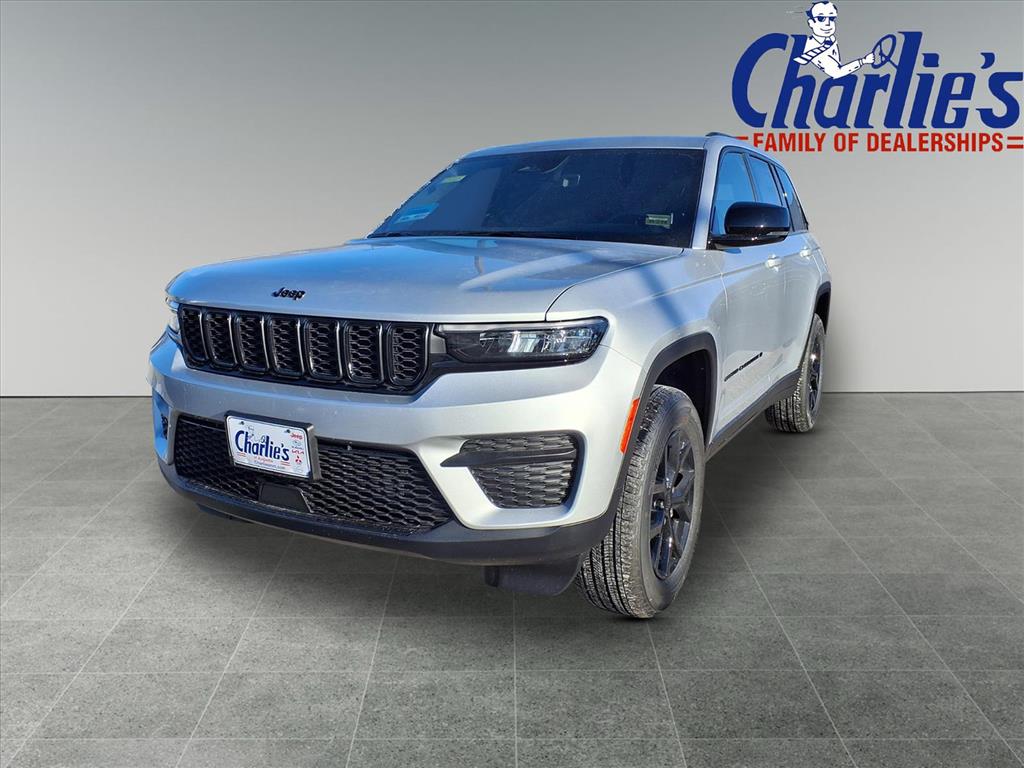 2025 Jeep Grand Cherokee Altitude's photo