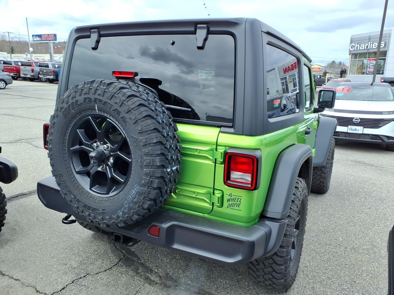 2026 Jeep Wrangler 2-Door Willys - Photo 4