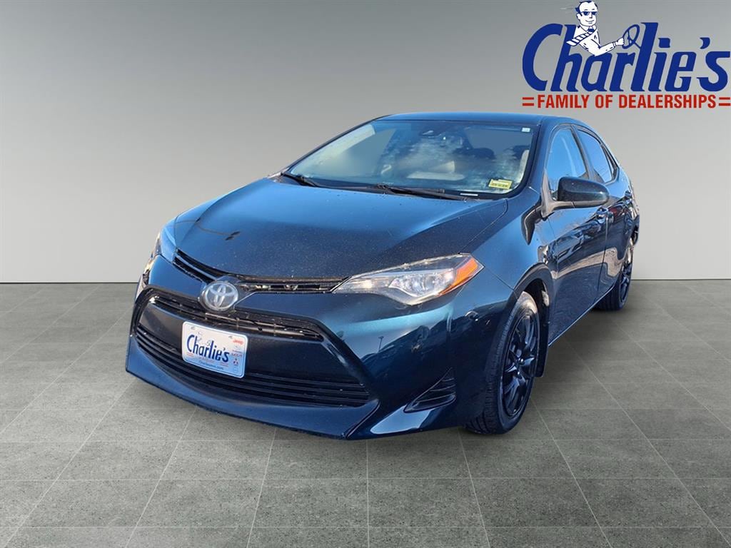 Used 2017 Toyota Corolla SE SE Sedan CVT