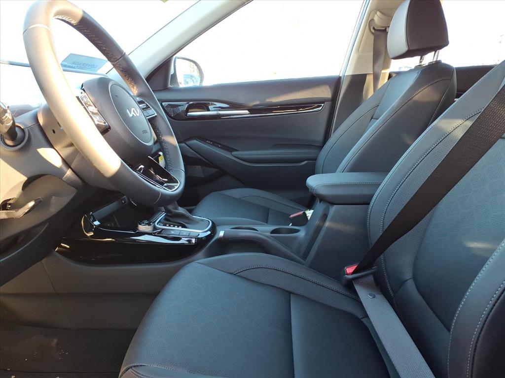2026 Kia Seltos EX - Photo 6