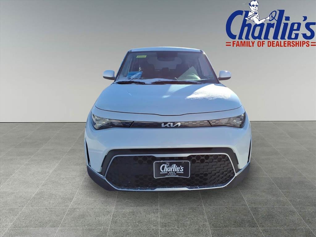 New 2025 Kia Soul LX Hatchback