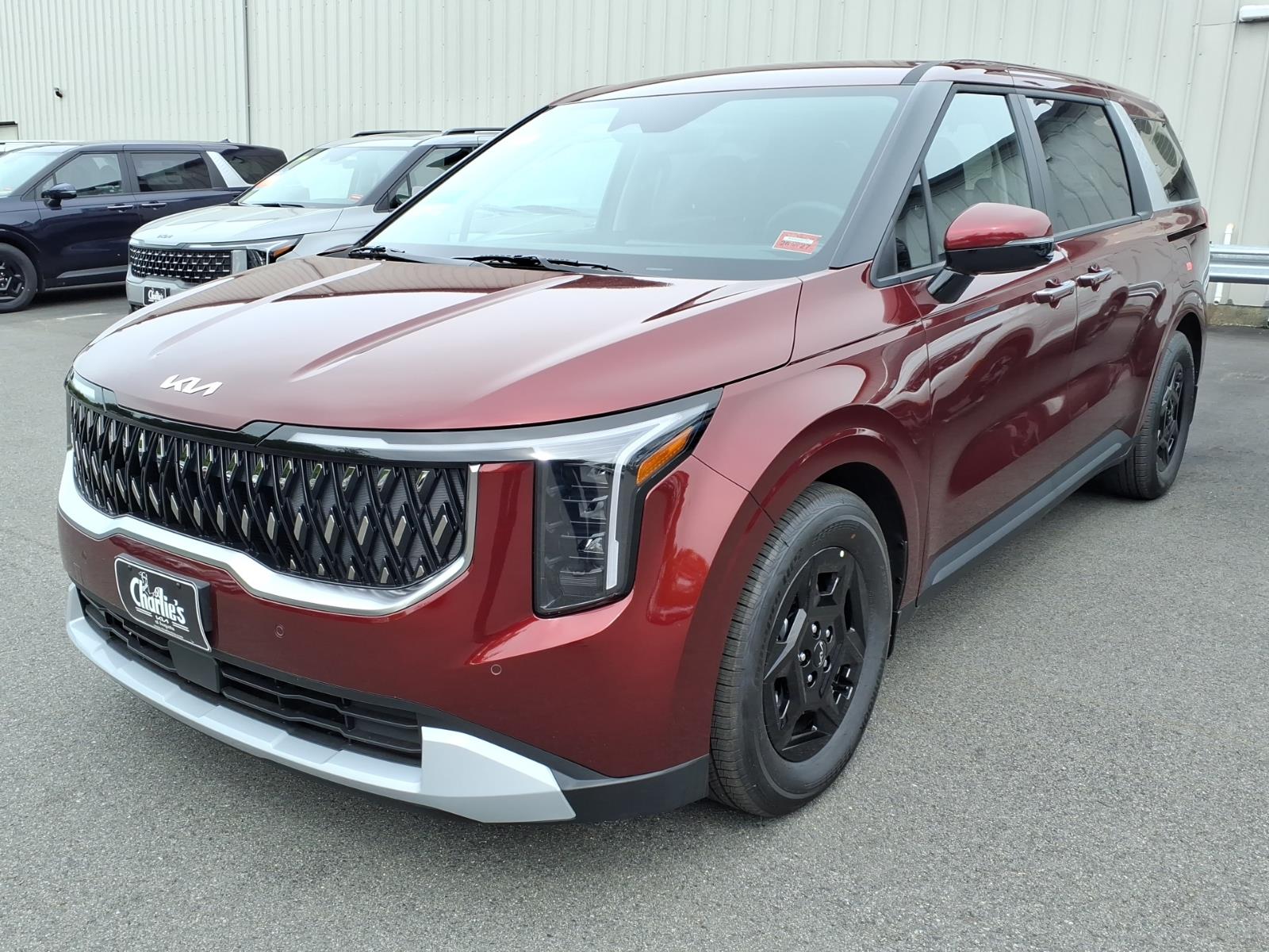 2026 Kia Sedona LXS's photo