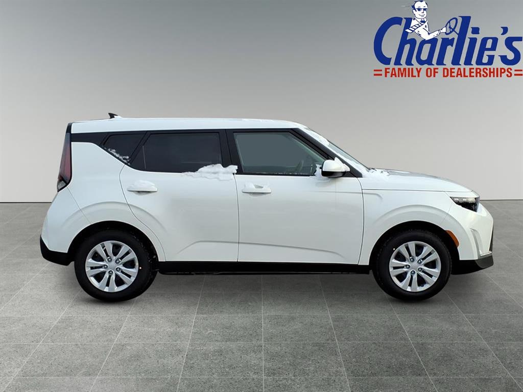 New 2025 Kia Soul LX Hatchback