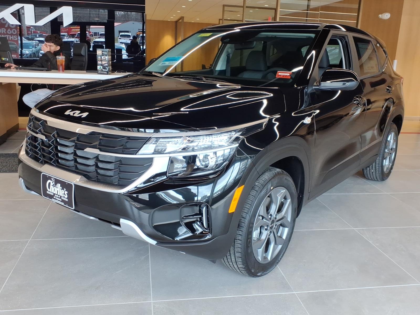 2026 Kia Seltos 2.0 LX AWD's photo
