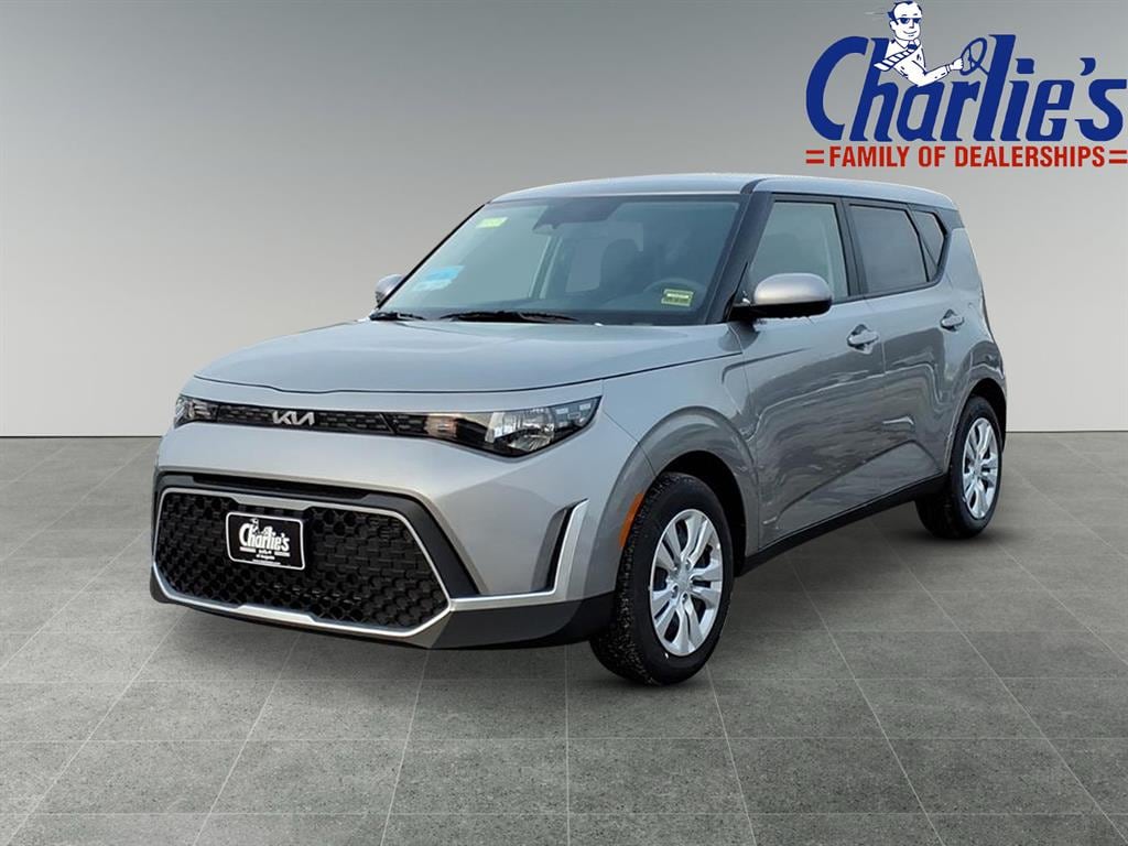 2025 Kia Soul LX's photo