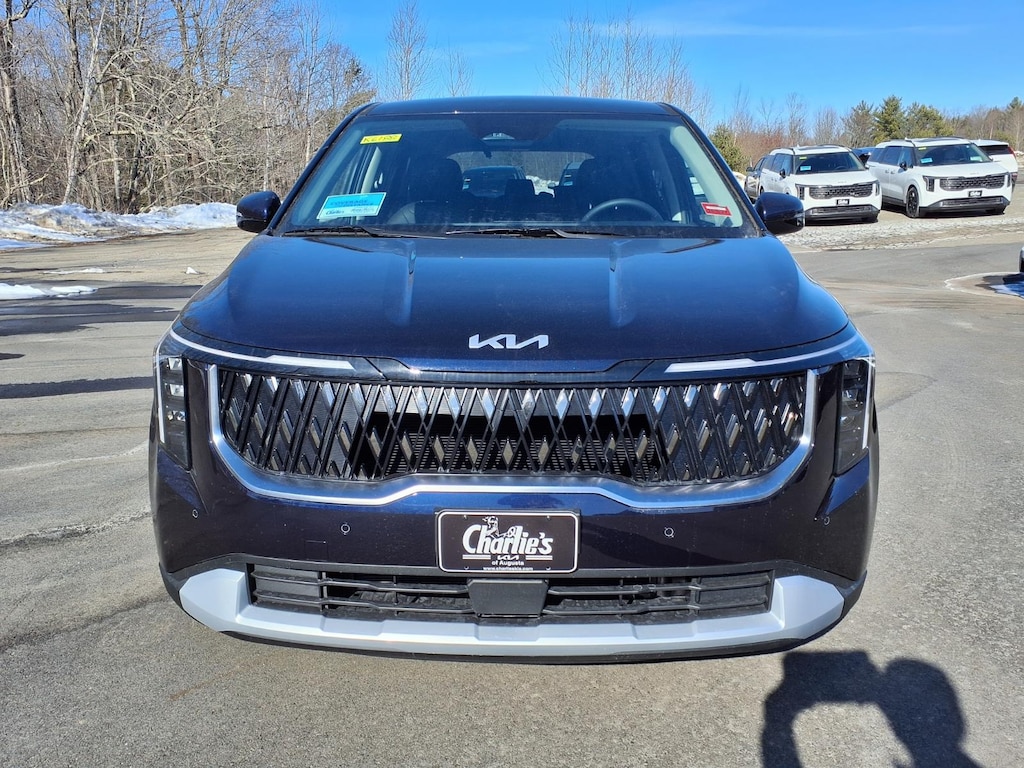 New 2026 Kia Carnival LXS Van Passenger Van