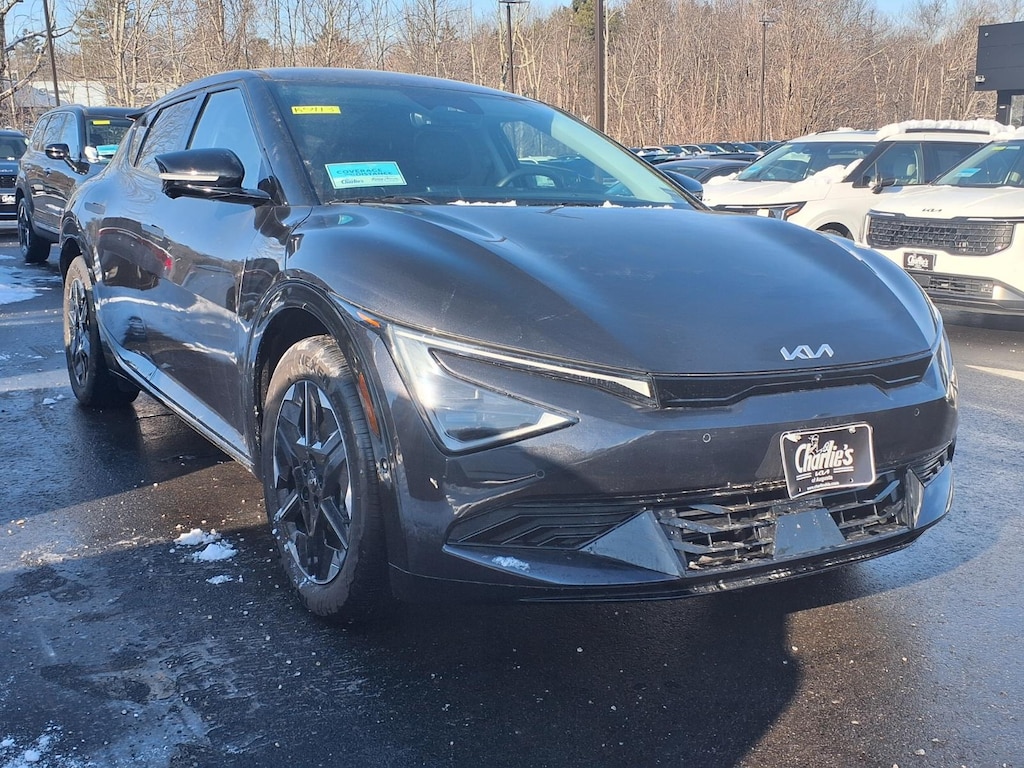 New 2025 Kia EV6 Wind SUV