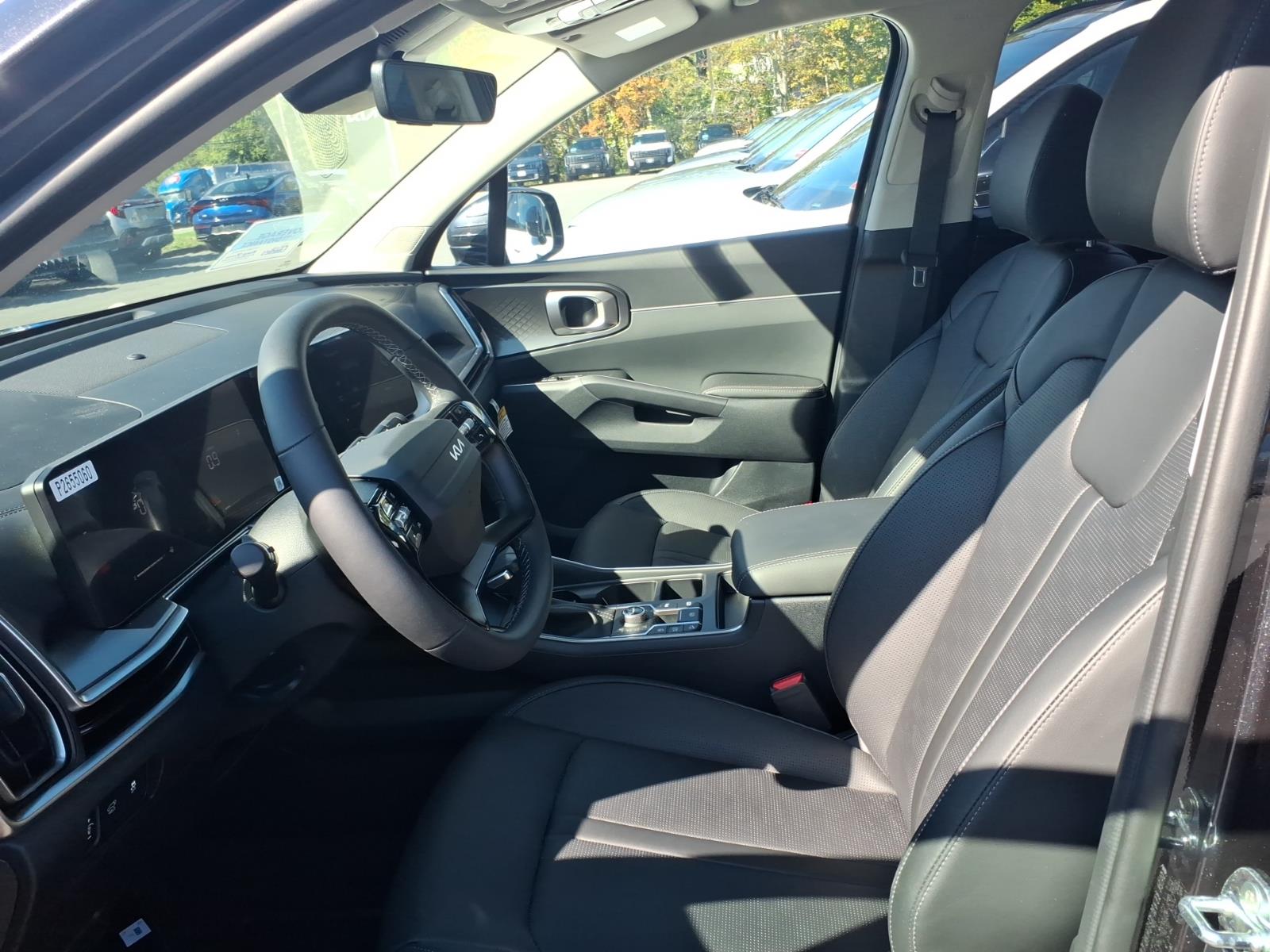 2026 Kia Sorento EX - Photo 6