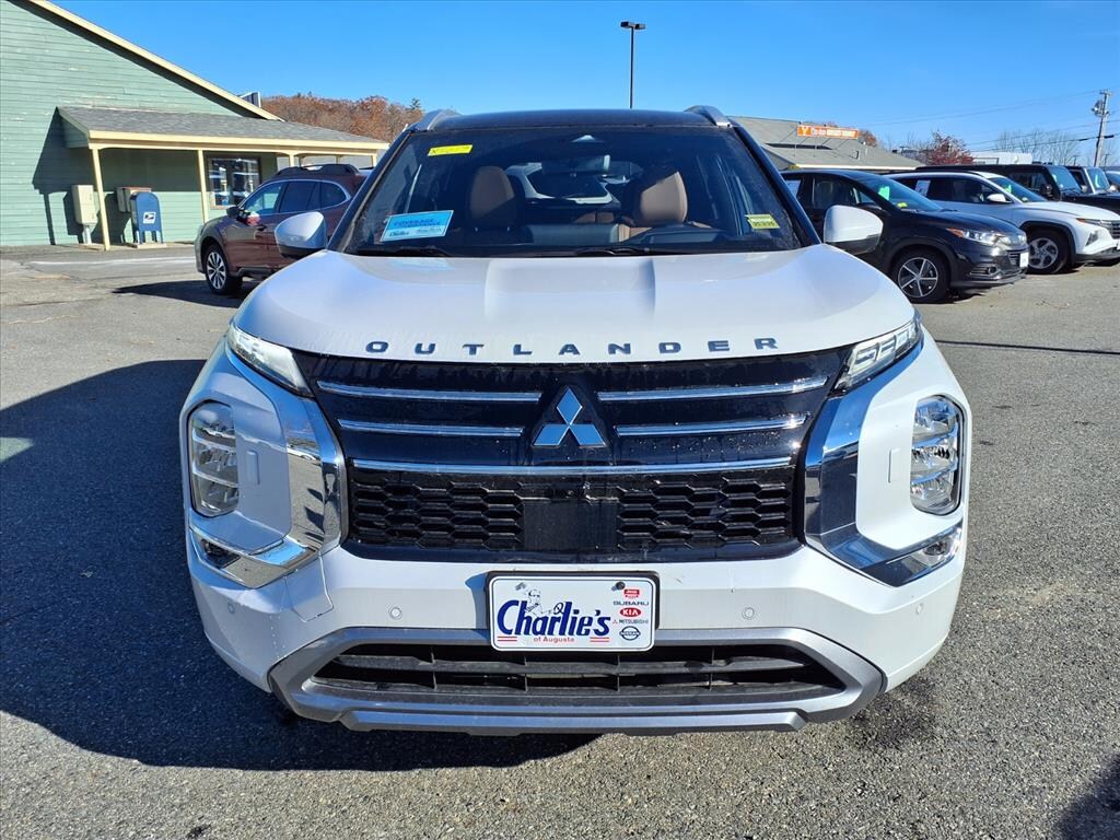 New 2025 Mitsubishi Outlander SEL SUV