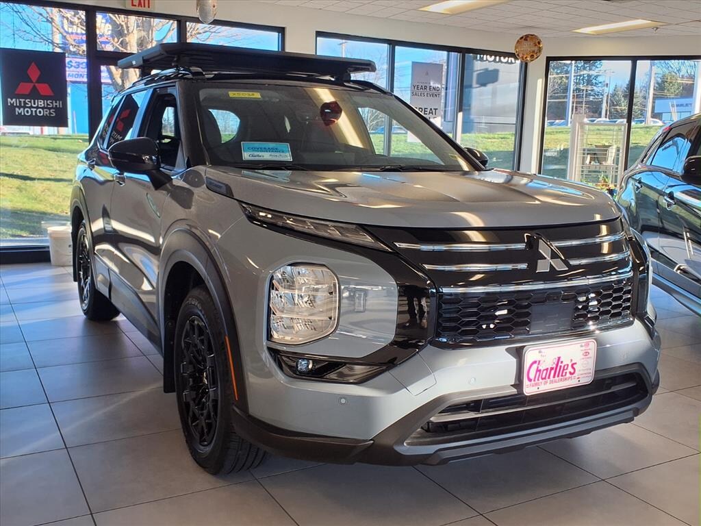 New 2025 Mitsubishi Outlander Trail Edition SUV