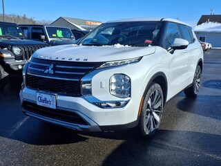 2026 Mitsubishi Outlander SE SUV