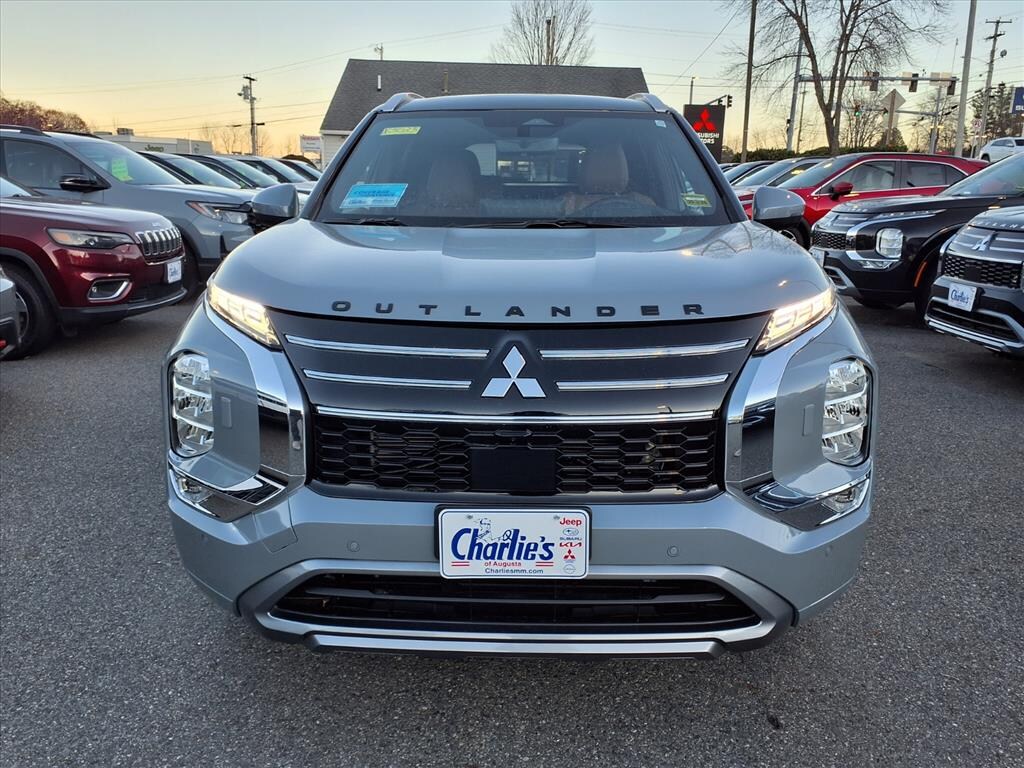 New 2025 Mitsubishi Outlander SEL SUV
