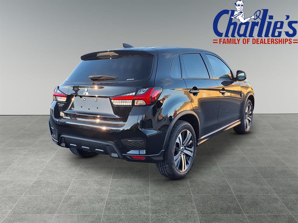 2025 Mitsubishi Outlander Sport ES photo 4