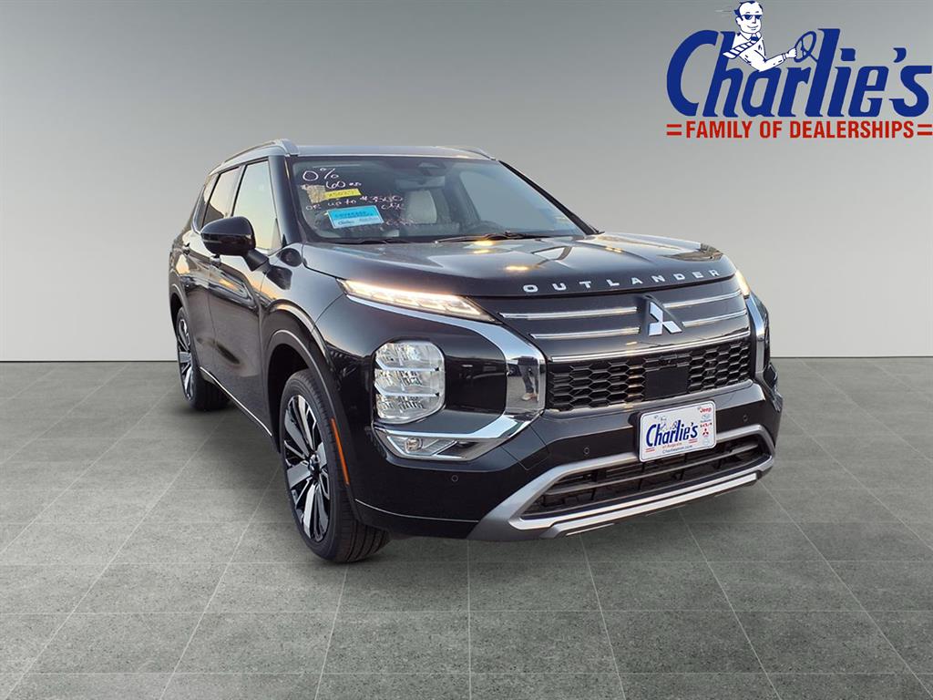 2025 Mitsubishi Outlander Platinum photo 3