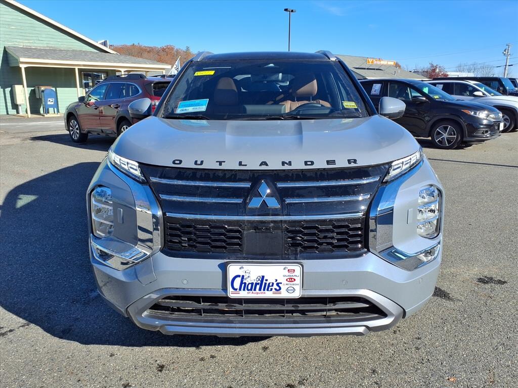 New 2025 Mitsubishi Outlander SEL SUV
